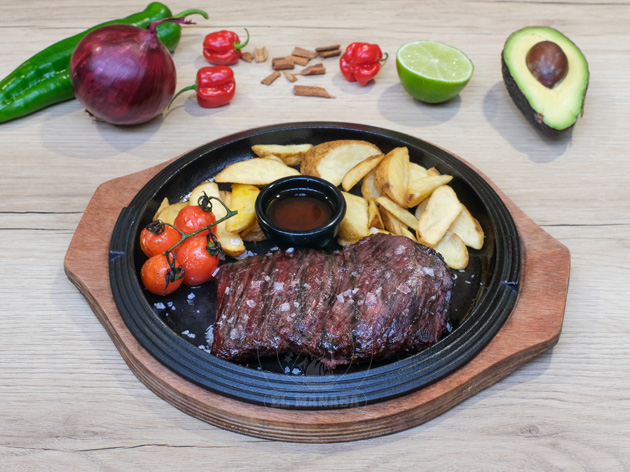 Restaurante ecuatoriano en Barcelona Madrid comida latina carne entraña